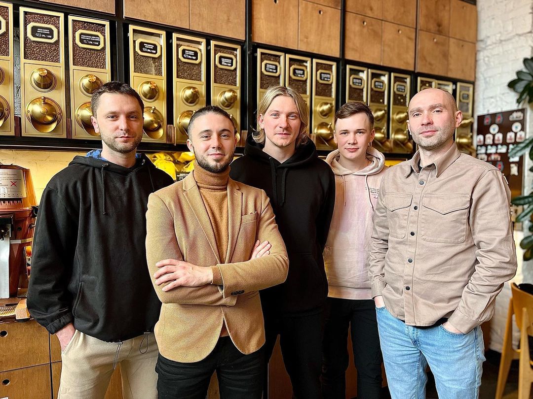 "Здивує багатьох". Тарас Тополя зізнався, скільки та як заробляє під час війни